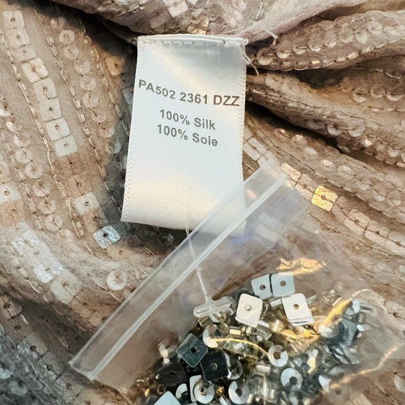 - Parker Silver Sequin Beaded  Blush Silk Blouse L - Picture 12 of 12